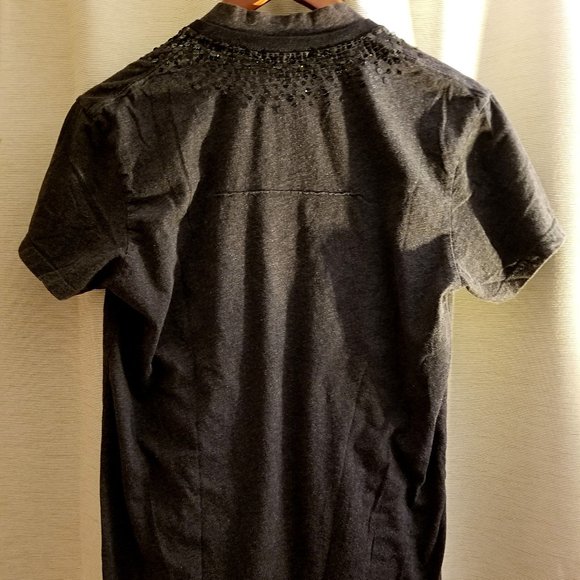 Unconditional Black Sequinned V-Neck Tee - Picture 4 of 4